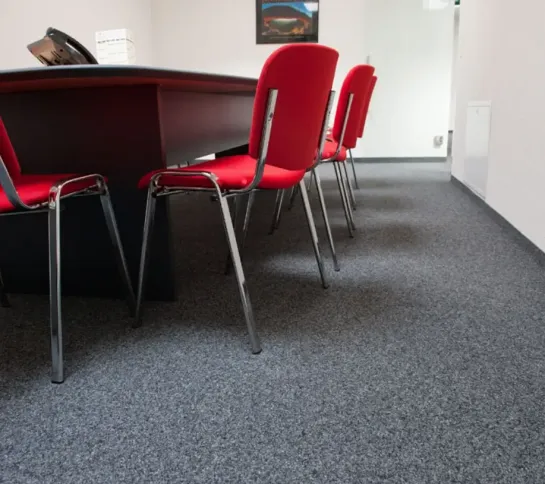 Scherrer AG - Bodenbeläge - Teppich - Teppichboden - textile Bodenbeläge - Vinyl - PVC - Kautschuk - elastische Bodenbeläge - Parkett - Holzboden - Echtholz - Laminat - Laminatboden - Holzoptik - Reinigungsmittel - Reinigungslösungen - Hygiene - Bauaustrocknung - Bautrocknung - Entfeuchtung - Showroom - Ausstellung - Produktpräsentation - Kundenservice