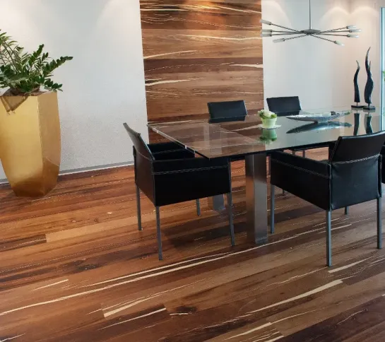 Scherrer AG - Bodenbeläge - Teppich - Teppichboden - textile Bodenbeläge - Vinyl - PVC - Kautschuk - elastische Bodenbeläge - Parkett - Holzboden - Echtholz - Laminat - Laminatboden - Holzoptik - Reinigungsmittel - Reinigungslösungen - Hygiene - Bauaustrocknung - Bautrocknung - Entfeuchtung - Showroom - Ausstellung - Produktpräsentation - Kundenservice