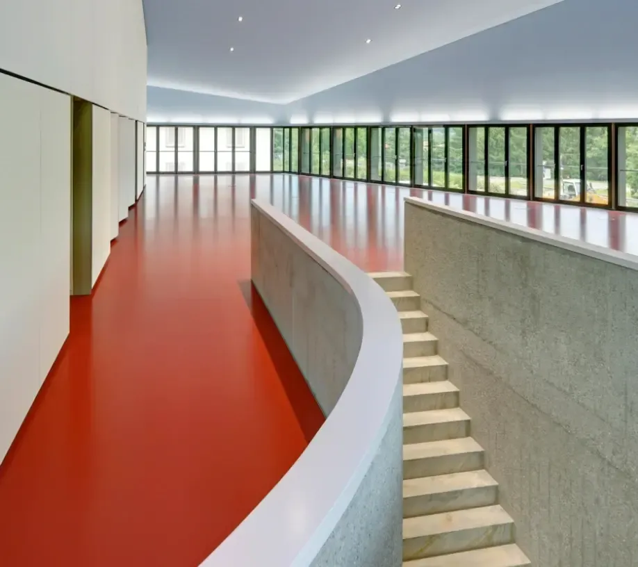 Scherrer ag - Bodenbelaege - Parkett - Laminat - PVC - Kautschuk - Teppiche - Bauaustrocknung