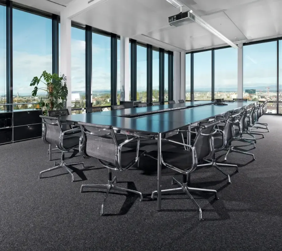 Scherrer ag - Bodenbelaege - Parkett - Laminat - PVC - Kautschuk - Teppiche - Bauaustrocknung