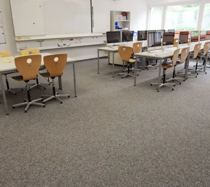 Scherrer AG - Bodenbeläge - Teppich - Teppichboden - textile Bodenbeläge - Vinyl - PVC - Kautschuk - elastische Bodenbeläge - Parkett - Holzboden - Echtholz - Laminat - Laminatboden - Holzoptik - Reinigungsmittel - Reinigungslösungen - Hygiene - Bauaustrocknung - Bautrocknung - Entfeuchtung - Showroom - Ausstellung - Produktpräsentation - Kundenservice