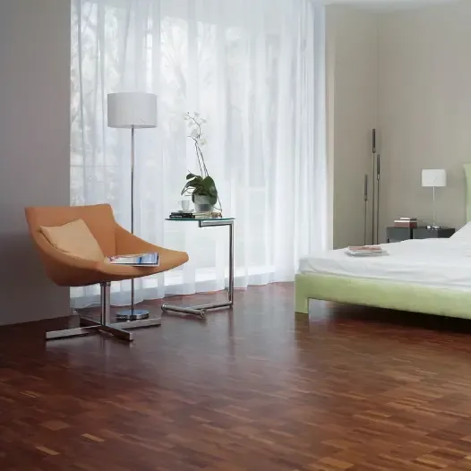 Scherrer AG - Bodenbeläge - Teppich - Teppichboden - textile Bodenbeläge - Vinyl - PVC - Kautschuk - elastische Bodenbeläge - Parkett - Holzboden - Echtholz - Laminat - Laminatboden - Holzoptik - Reinigungsmittel - Reinigungslösungen - Hygiene - Bauaustrocknung - Bautrocknung - Entfeuchtung - Showroom - Ausstellung - Produktpräsentation - Kundenservice