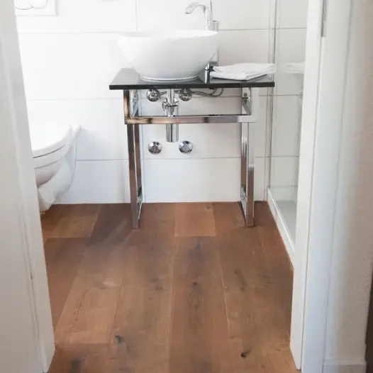 Scherrer AG - Bodenbeläge - Teppich - Teppichboden - textile Bodenbeläge - Vinyl - PVC - Kautschuk - elastische Bodenbeläge - Parkett - Holzboden - Echtholz - Laminat - Laminatboden - Holzoptik - Reinigungsmittel - Reinigungslösungen - Hygiene - Bauaustrocknung - Bautrocknung - Entfeuchtung - Showroom - Ausstellung - Produktpräsentation - Kundenservice