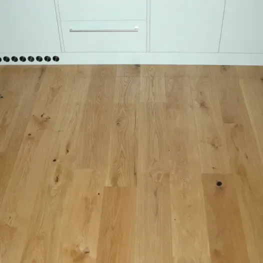 Scherrer AG - Bodenbeläge - Teppich - Teppichboden - textile Bodenbeläge - Vinyl - PVC - Kautschuk - elastische Bodenbeläge - Parkett - Holzboden - Echtholz - Laminat - Laminatboden - Holzoptik - Reinigungsmittel - Reinigungslösungen - Hygiene - Bauaustrocknung - Bautrocknung - Entfeuchtung - Showroom - Ausstellung - Produktpräsentation - Kundenservice